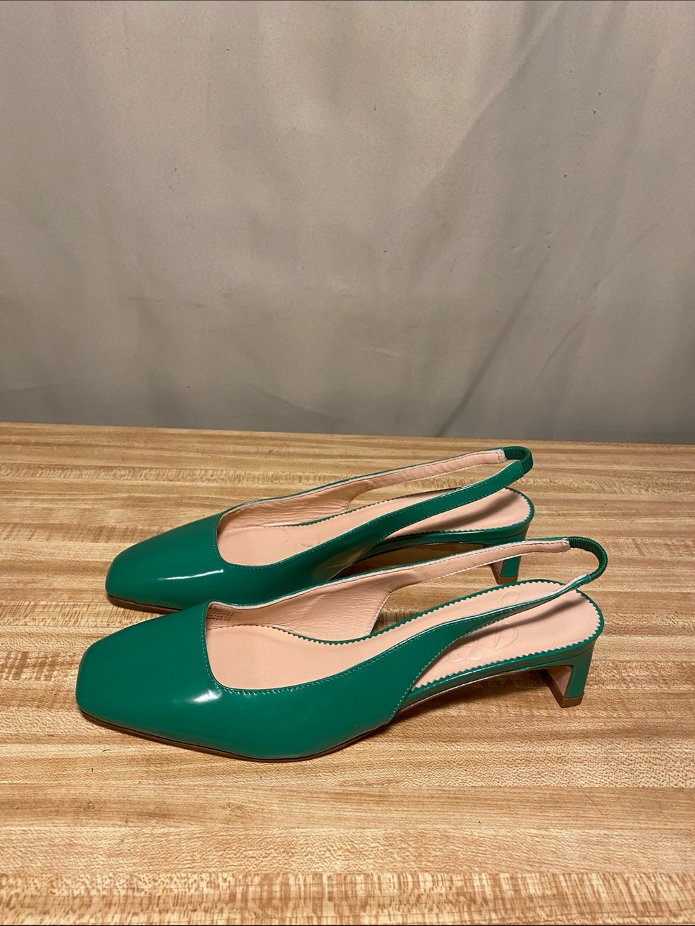 J Crew Layla Slingback Heels in Leather Brilliant Kelly Green Size 6